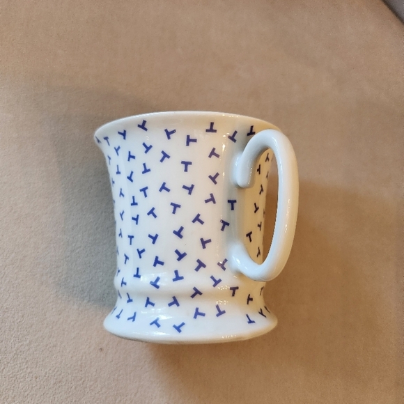 Tiffany & Co. Mug Dancing T's Retired Design - Picture 3 of 5